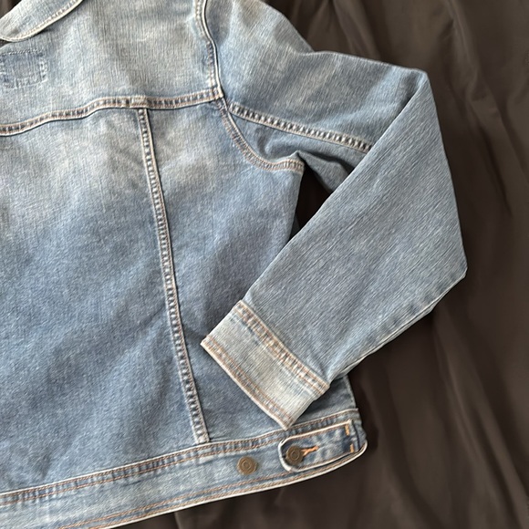 Old Navy Jean Jacket Size XL - Picture 7 of 9